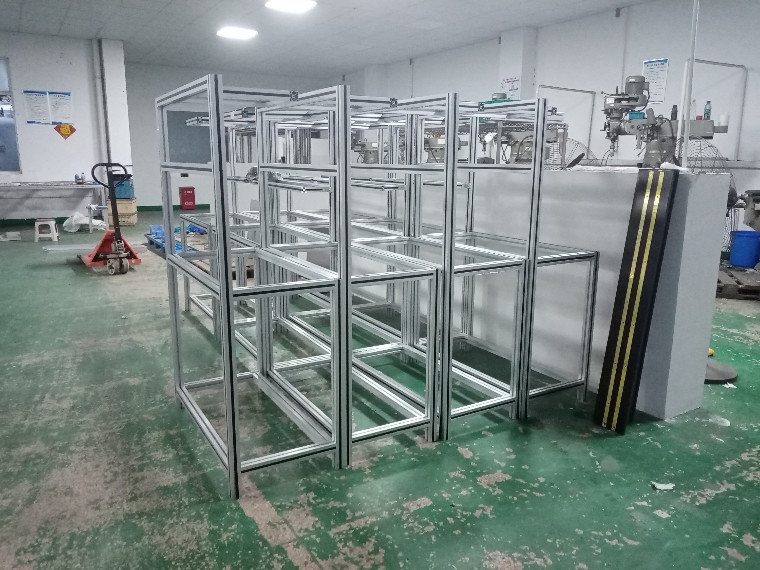 定制鋁型材設(shè)備機柜需要哪種工業(yè)鋁材？